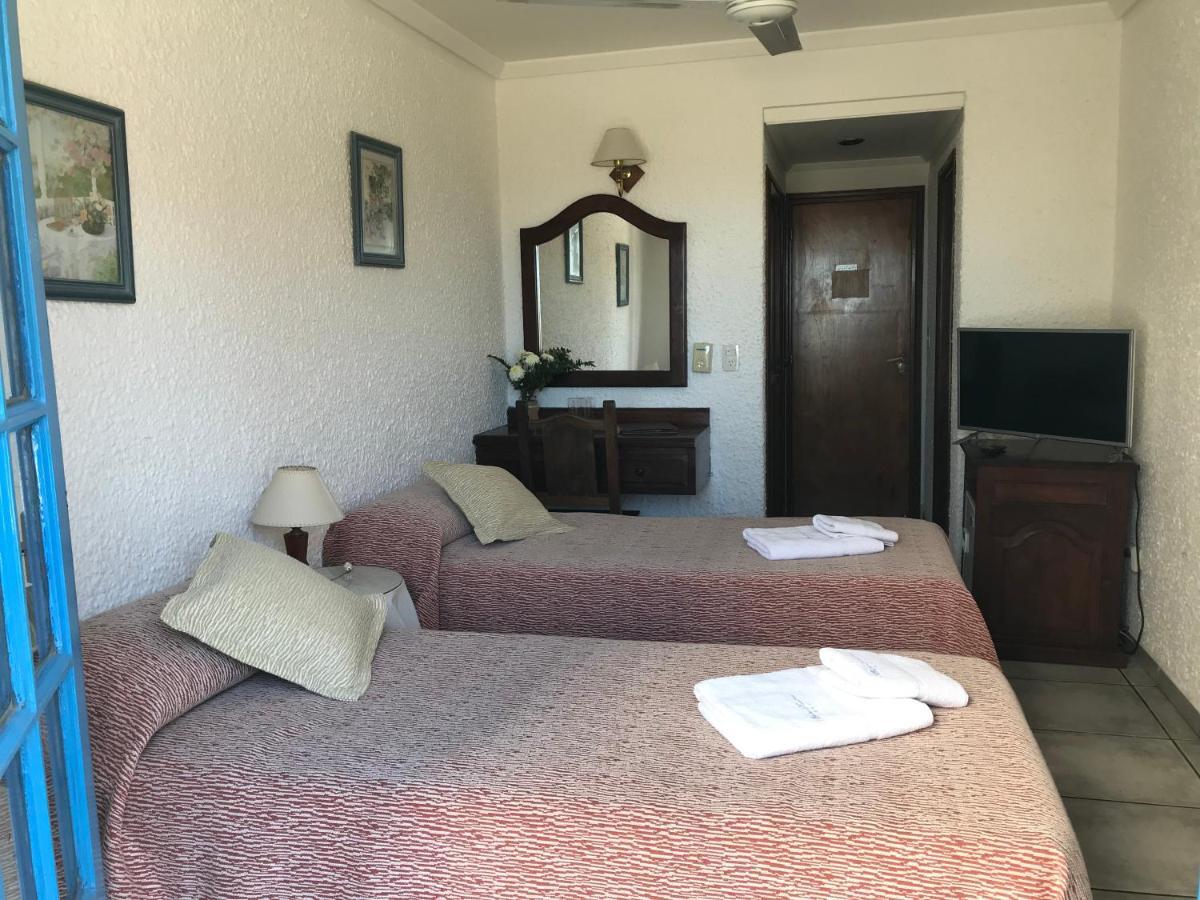 Brisas Hosteria Santa Clara del Mar Exterior foto